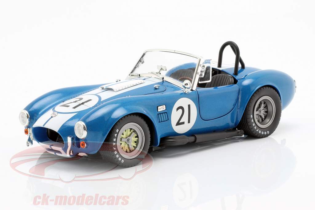 New from CMR: Shelby Daytona and Shelby Cobra in scale 1:18