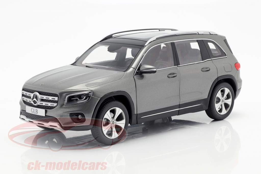 Mercedes-Benz GLB 1/43 非売品 Amazon.co.jp: モデルカーのおもちゃ 1:43 メルセデス · ベンツ