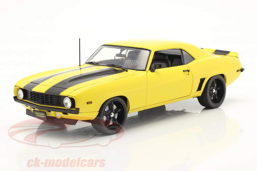 CAMARO 改造　1/18 The Chevrolet Camaro Z/28 Yellow Jacket 1969 in 1:18