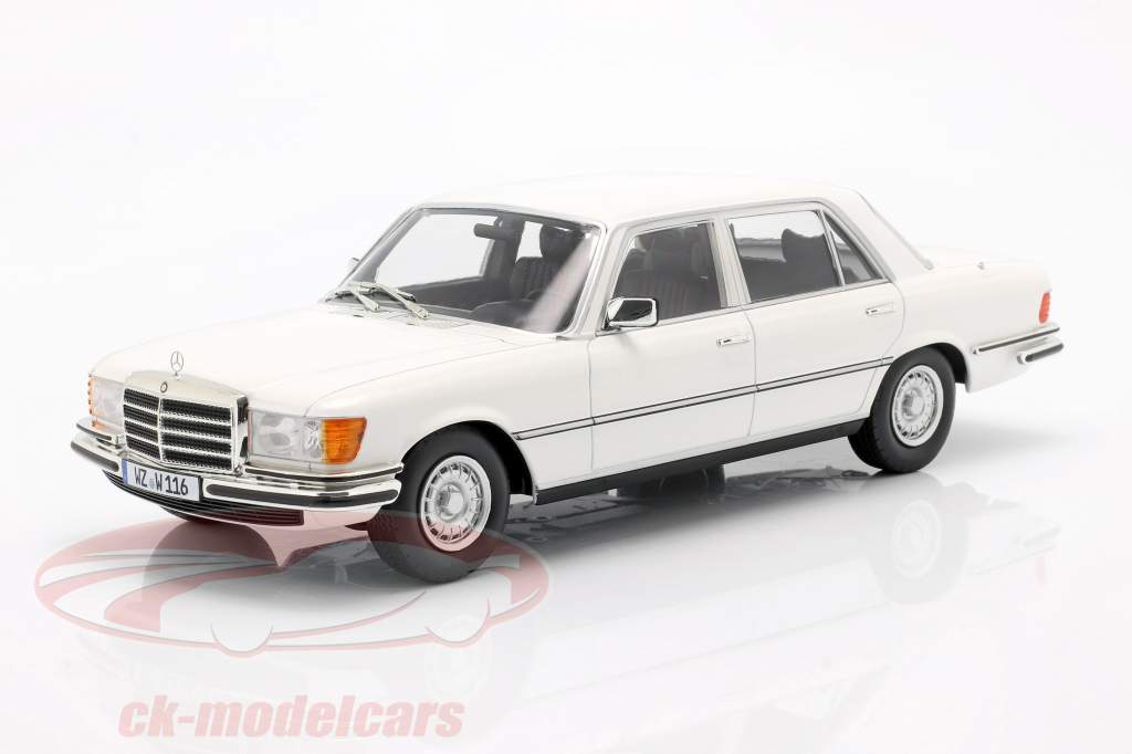 New exclusive models: The Mercedes-Benz 450 SEL 6.9