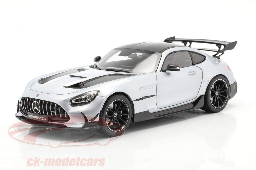 Mercedes-Benz AMG GT Black Series in 1:18 by Norev