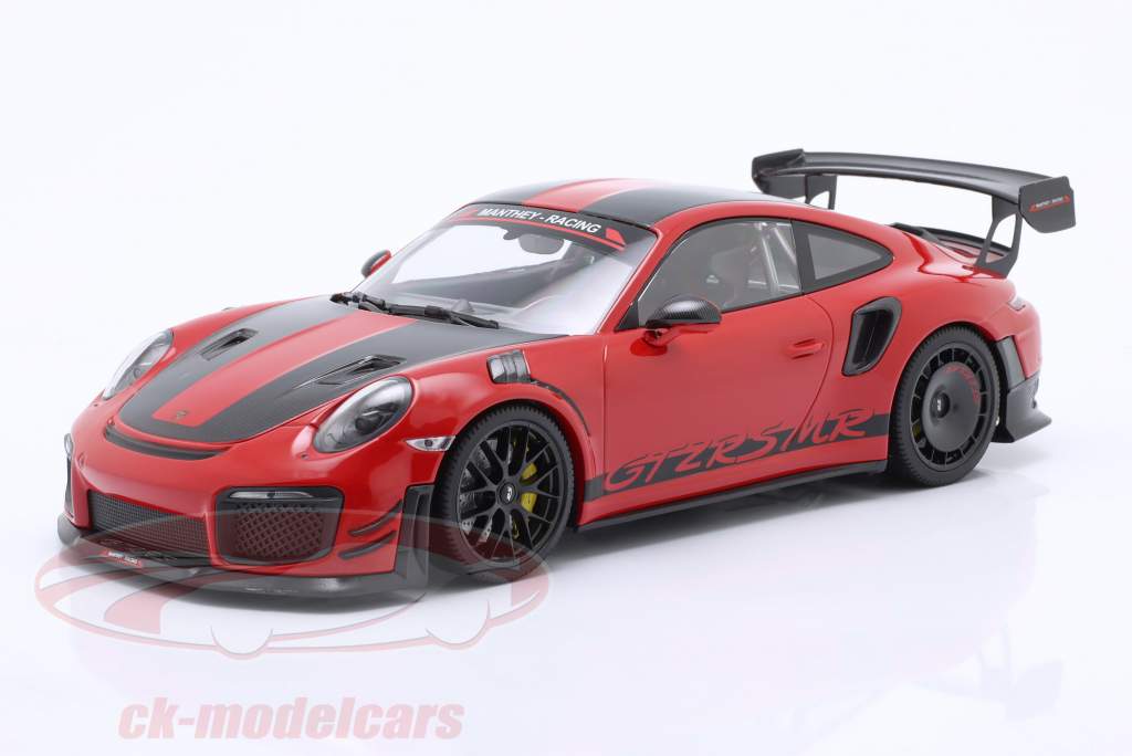 Record breaking: Porsche 911 (991.2) GT2 RS MR from Minichamps
