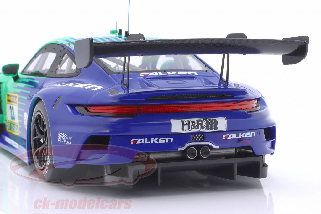 A splash of color in the dreary Eifel region: Falken Motorsports at the ...