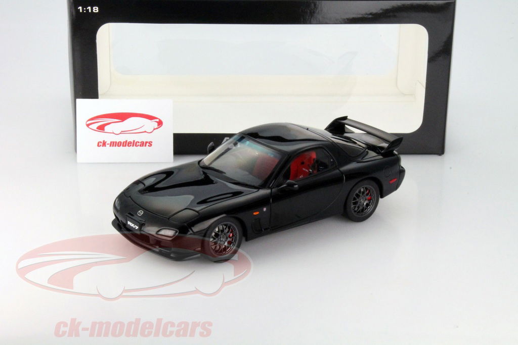 AUTOart 1:18 Mazda Savanna RX-7 (FD) Spirit R Type A brilliant