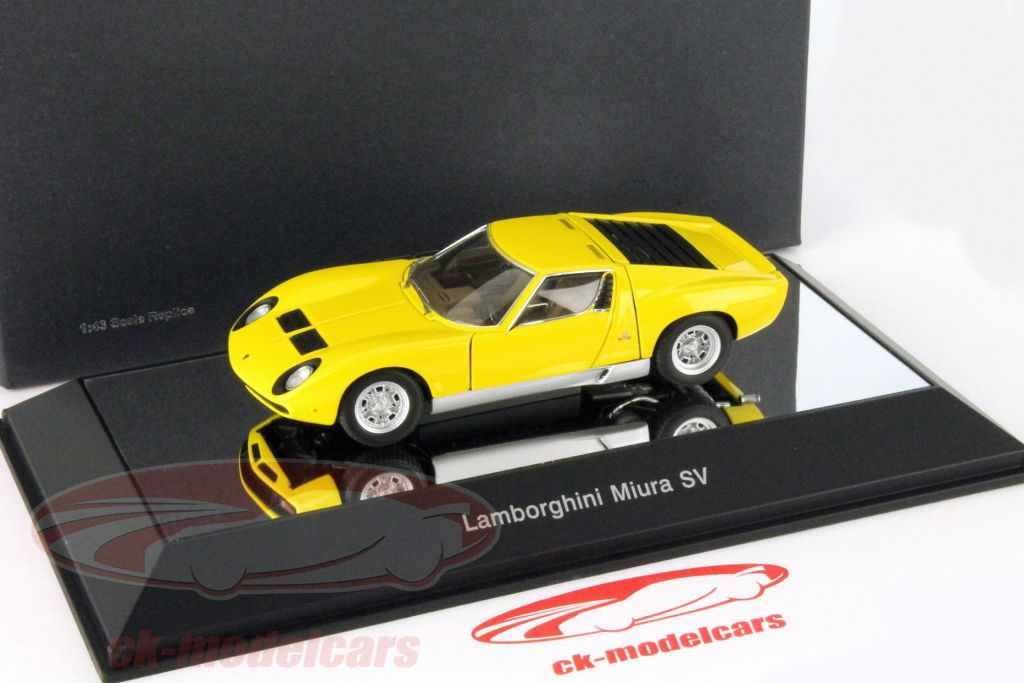 1/18 オートアート ランボルギーニ ミウラ SV イエロー AUTOart 1:43 1971黄色の分に建てランボルギーニミウラSV 54541 モデル