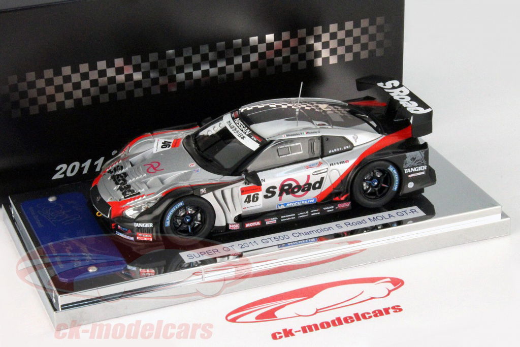 Ebbro 1:43 Nissan GT-R R35 #46 Champion Super GT 2011 GT500