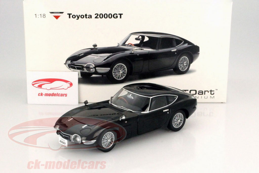 AUTOart 1:18 Toyota 2000 GT Coupe Upgraded Version Year 1965