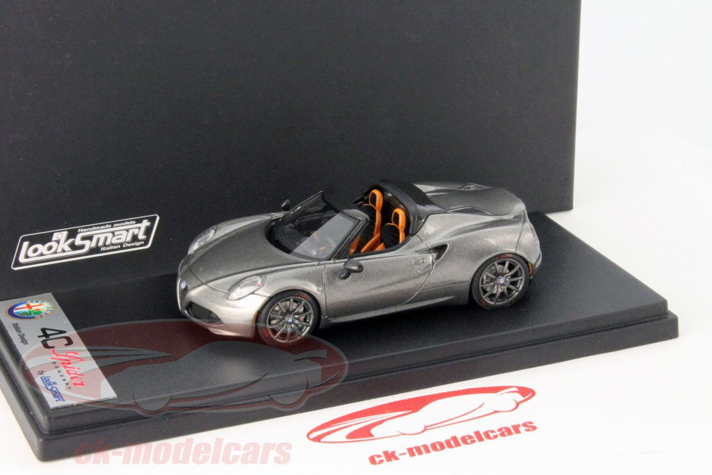 アルファロメオ　4C BBR 1／43 1/43 BBR ALFA ROMEO 4C - Launch Edition - 83 Salon Int. del