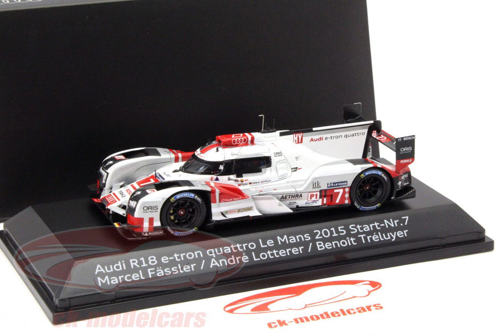 1/43 Audi 特注 Audi e-torn GT Spark Audi e-tron GT RS 2020 Kemora grey 1/43 Spark 5012120031