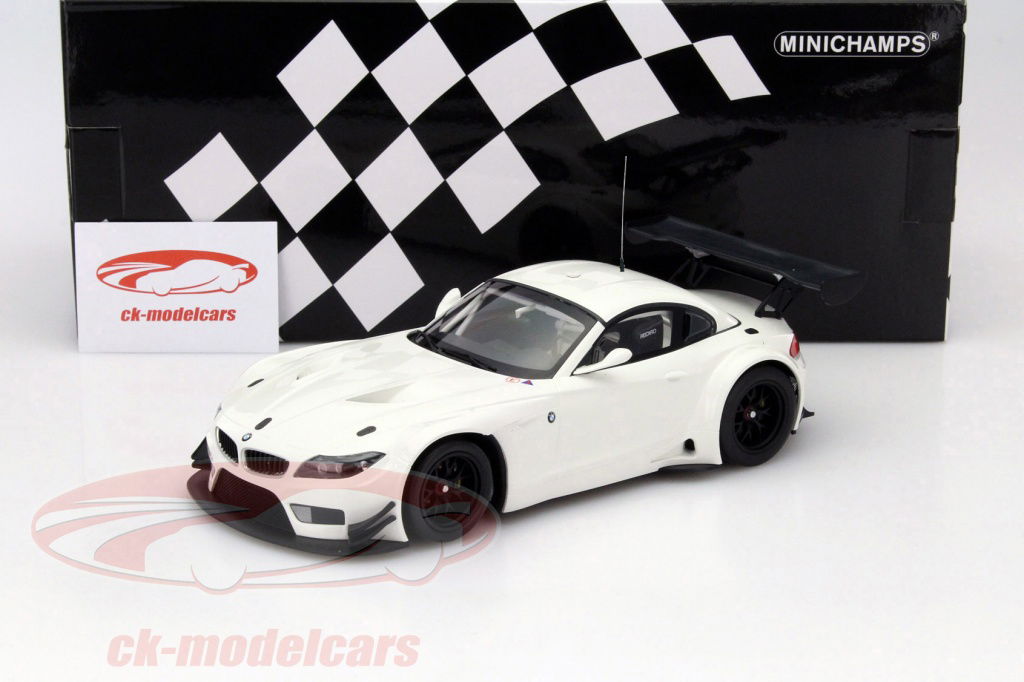 Minichamps 1:18 BMW Z4 GT3 Year 2012 white 151122301 model