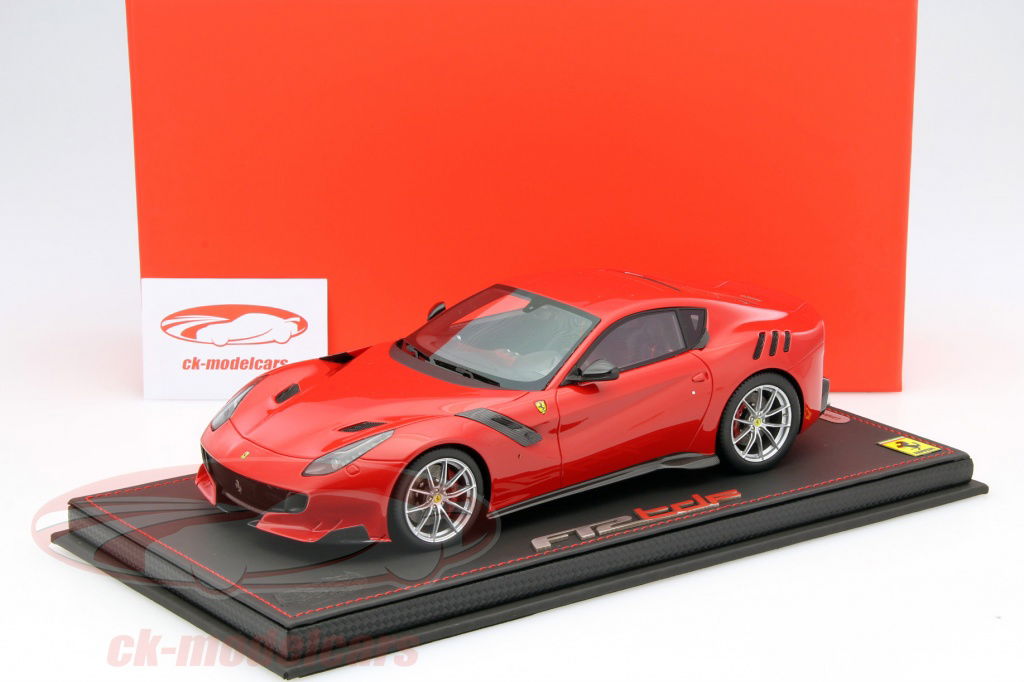 BBR 1/18 フェラーリ F12 TDF 1/18 BBR Ferrari F12 TDF (Yellow) Diecast Car Model Limited