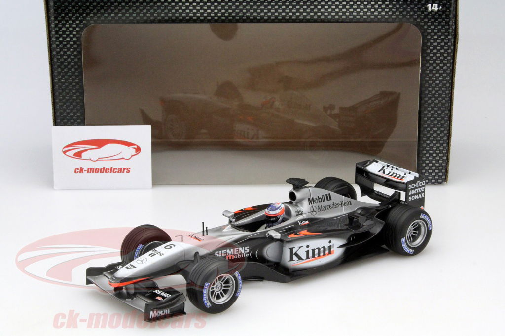 HotWheels 1:18 Kimi Räikkönen McLaren MP4-17D #6 formula 1