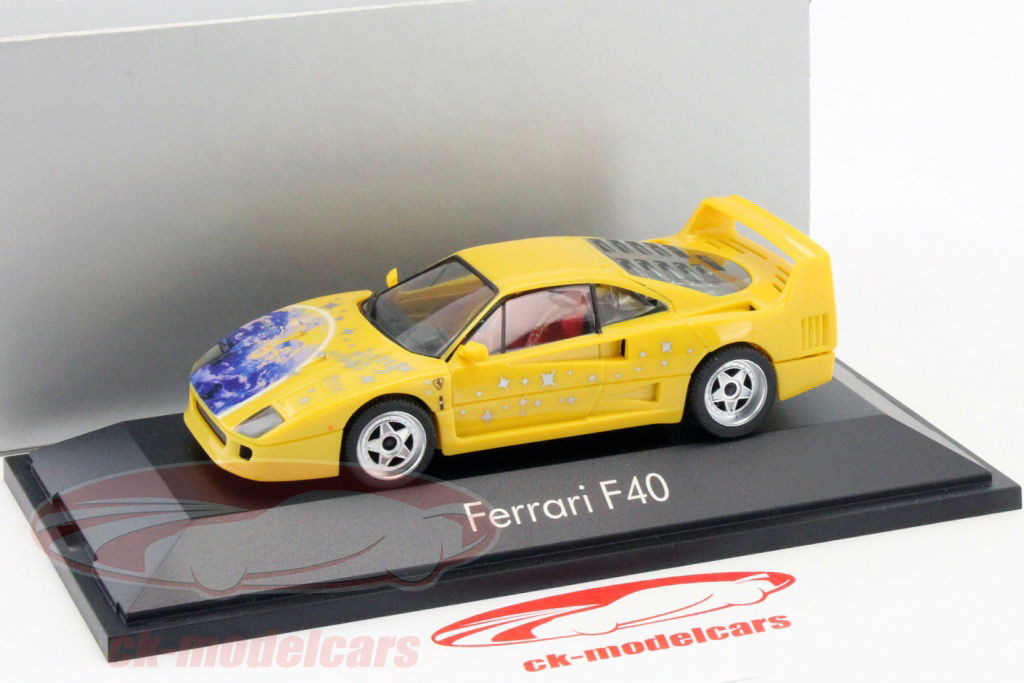 Herpa 1:43 Ferrari F40 Edition Christmas 2000 yellow
