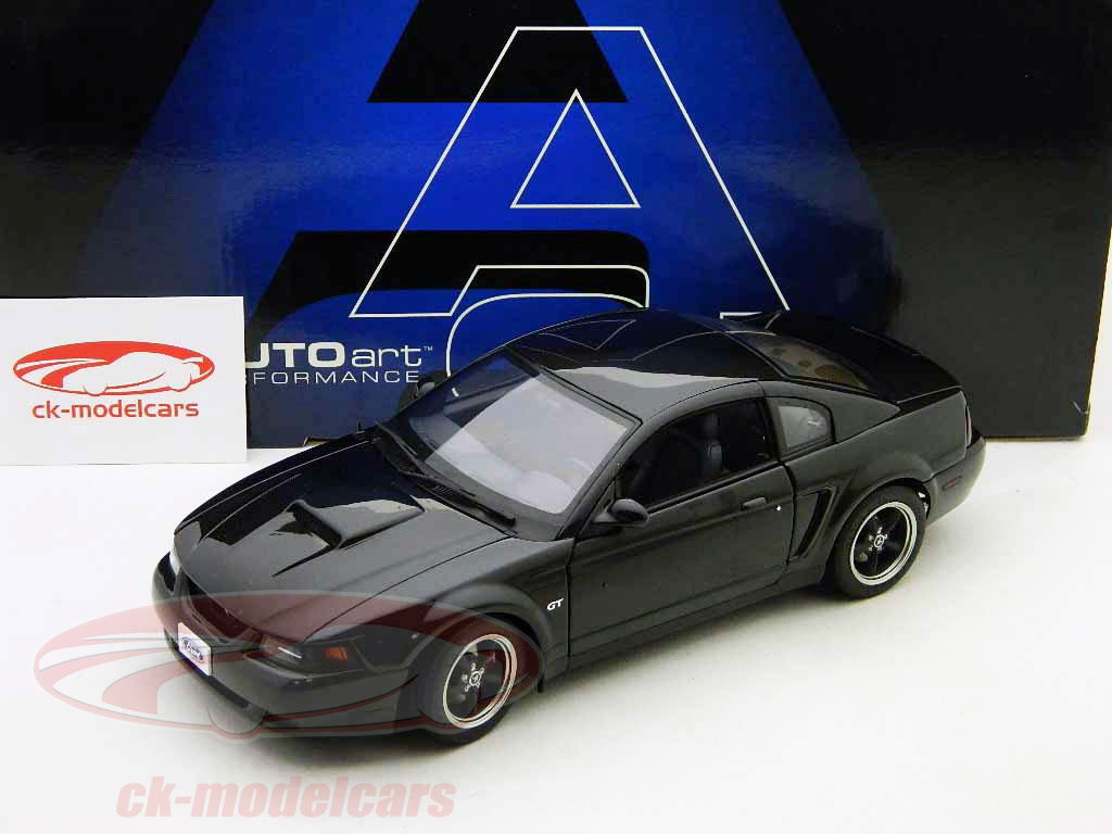 Ford Mustang GT 1/18 スケール 黒 1/18 AUTOart 2008 Ford Bullitt Mustang GT (Black) Diecast