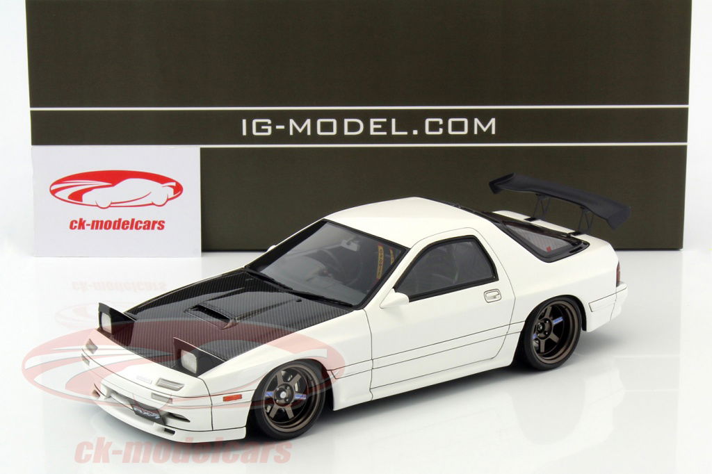 Ignition Model 1:18 Mazda Savanna RX-7 (FC3S) white IG1102