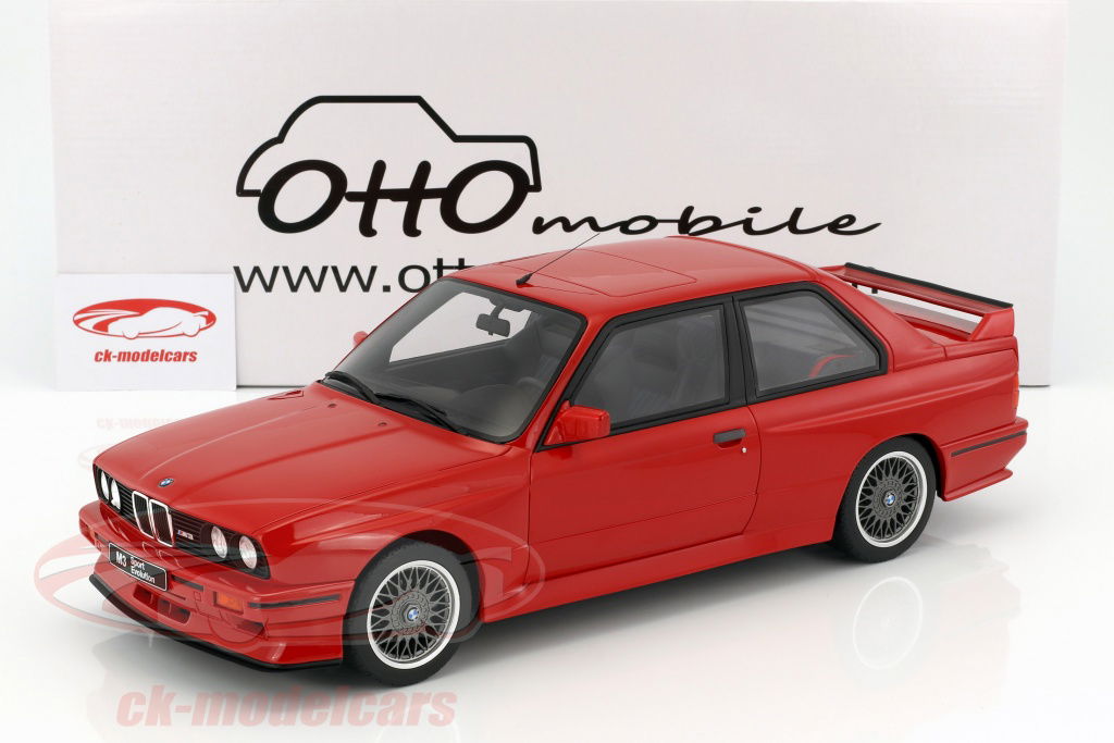 BMW M3 (E30) Sports Evolution 1/12スケール希少 Ottomobile 1:12 BMW E30 M3 Sport Evolution brillant red G033