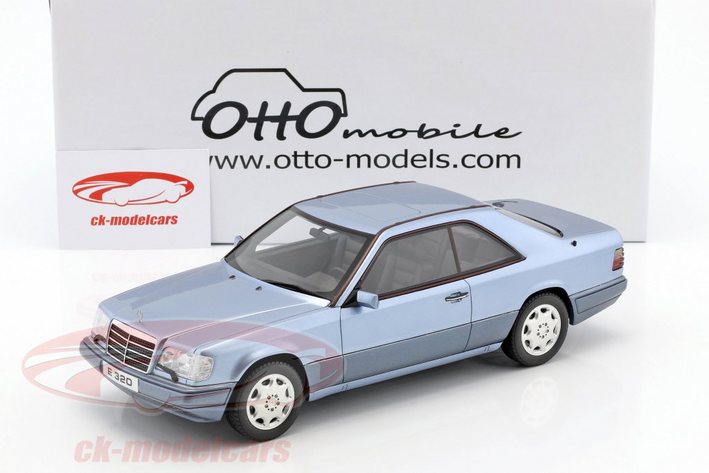 Ottomobile 1:18 Mercedes-Benz E320 (C124) Coupe year 1986 blue