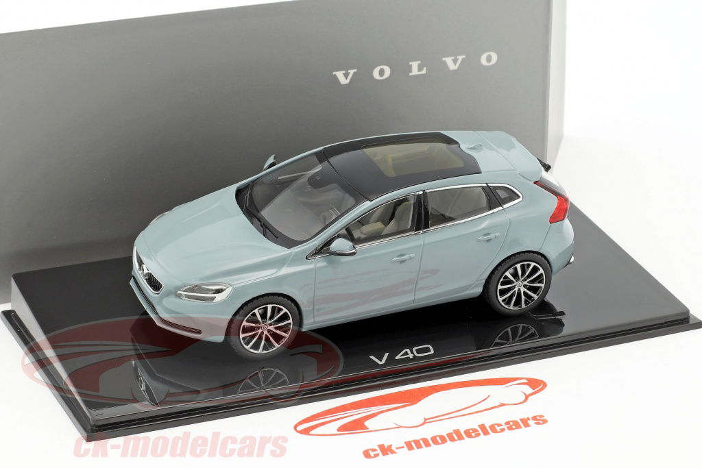 ノレブ 1/43 ボルボ V40 クリスタルホワイトメタリック ノレブ 1⁄43