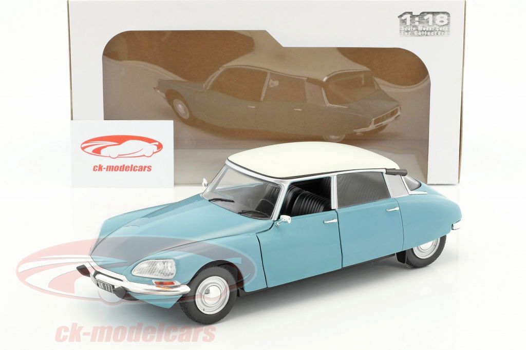Solido 1:18 Citroen DS Special year 1972 light blue / white