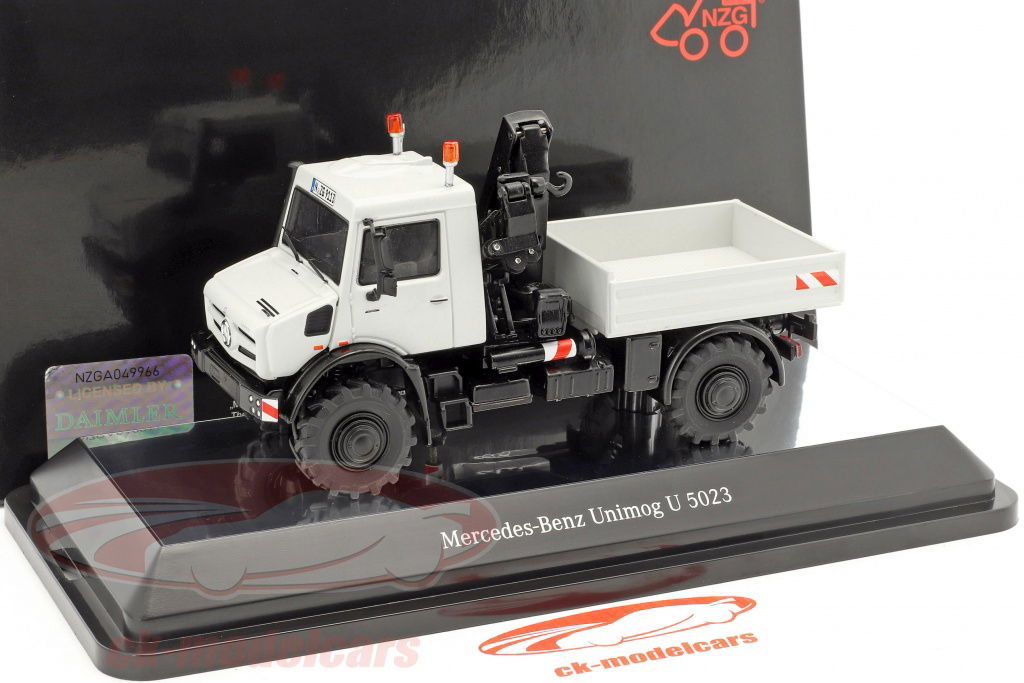 Mercedes-Benz Unimog U 5023 ミニカーウニモグ　純正品 Amazon | NZG 1/50 メルセデス ベンツ ウニモグ U5000 ホワイト
