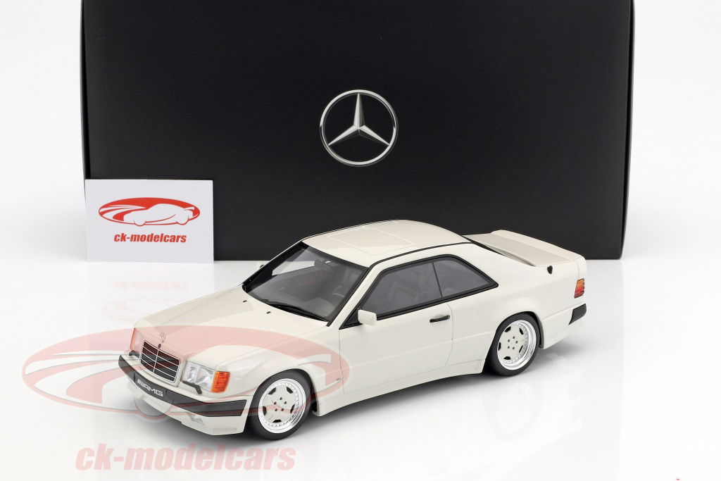 Ottomobile 1:18 Mercedes-Benz 300 CE AMG 6.0L Wide Body arktik