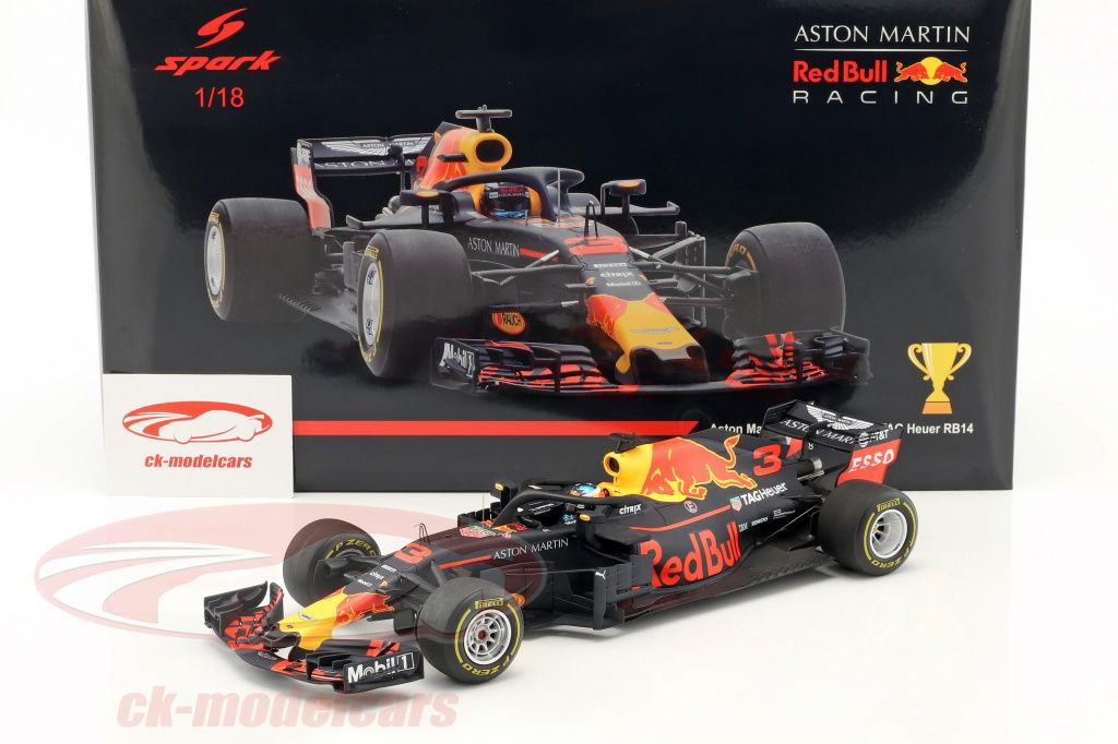 Spark 1:18 Daniel Ricciardo Red Bull Racing RB14 #3 Winner