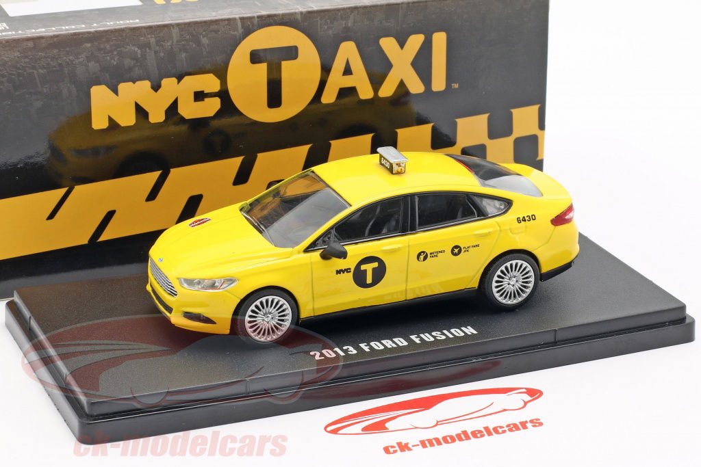 Greenlight 1:43 Ford Fusion NYC Taxi year 2013 yellow 86170