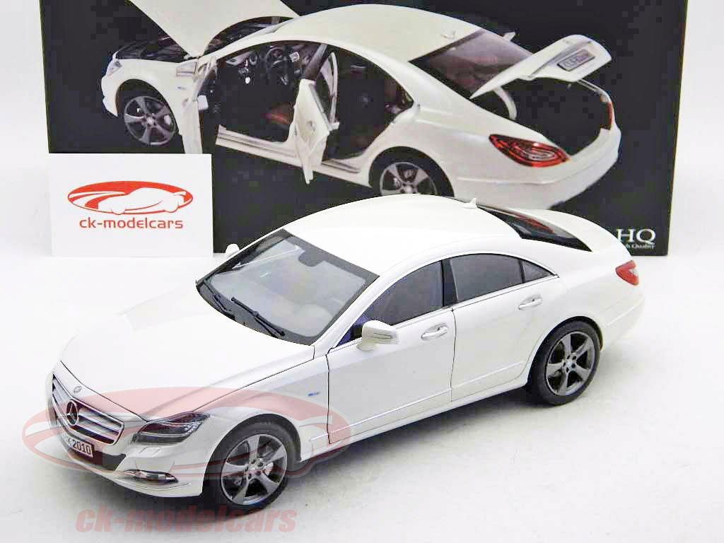 1/18 ミニカー　CLSクラス　W218 CLS350 NOREV 1/18 メルセデスベンツ CLSクラス (C218): 銀の備忘録