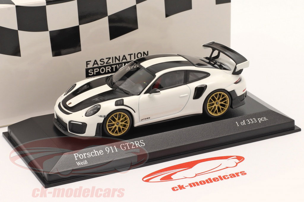Minichamps 1:43 Porsche 911 (991 II) GT2 RS Weissach Package 2018