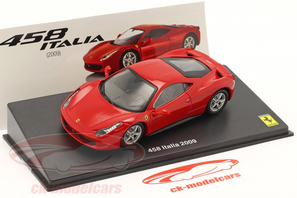 Altaya 1:43 Ferrari 458 Italia 建設年 2009 と ショーケース 赤