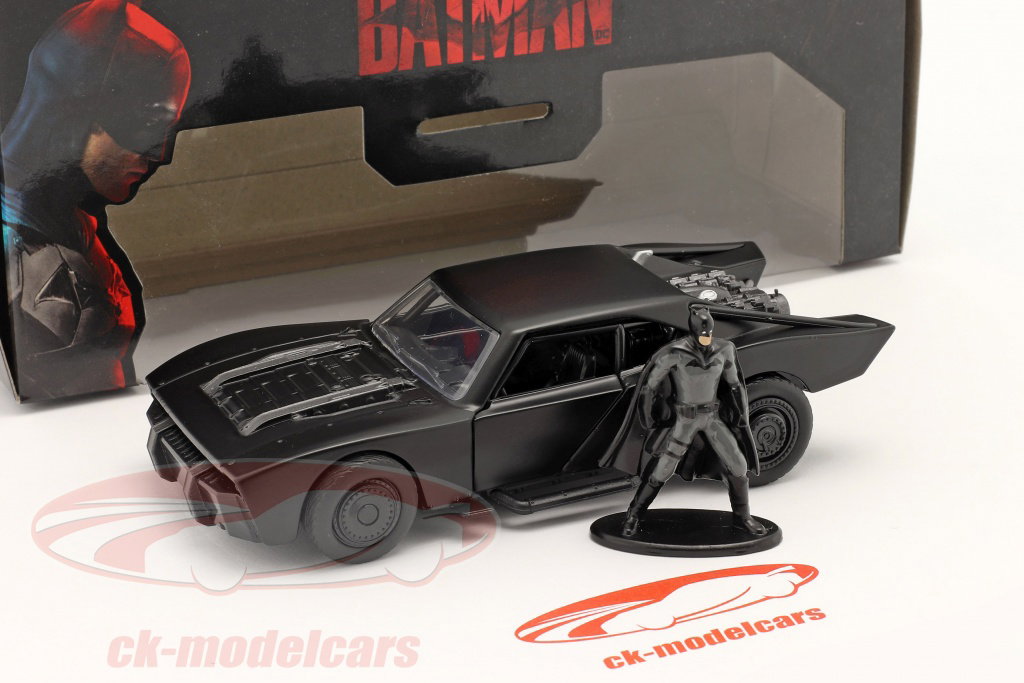 Jadatoys 1:32 Batmobile と Batman 形 映画 The Batman 2022 ブラック