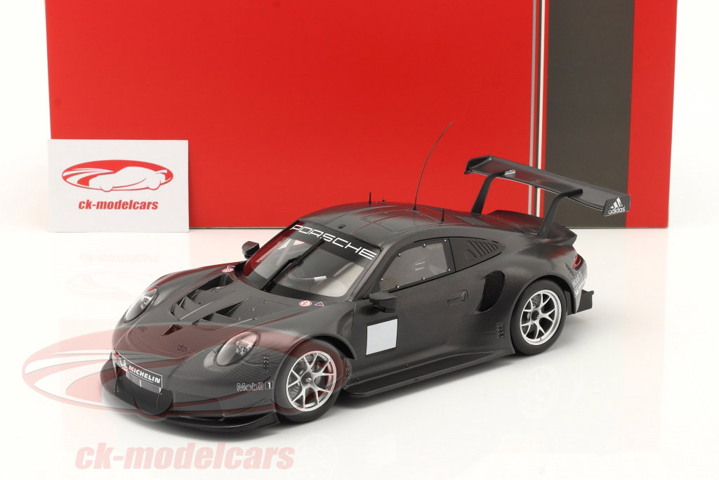 Ixo 1:18 Porsche 911 RSR Pre-Season Test Car 2020 mat black