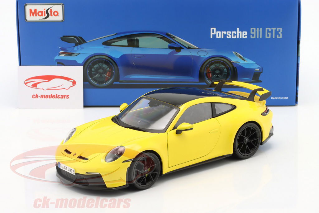 マイスト　Maisto Porsche 911 GT3 イエロー 1/18 Maisto 1:18 Porsche 911 (992) GT3 year 2022 racing yellow