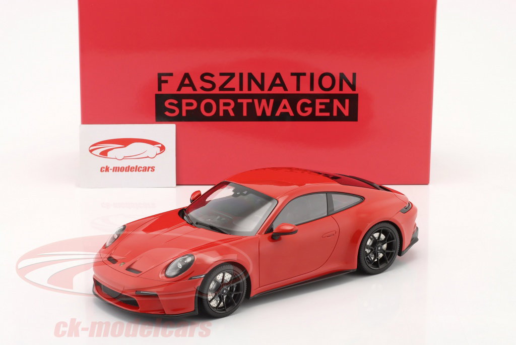f*r様 MINICHAMPS 赤 スポーツカー 1/18 Minichamps 1:18 Porsche 911 (992) GT3 Touring 2022 警備員 赤