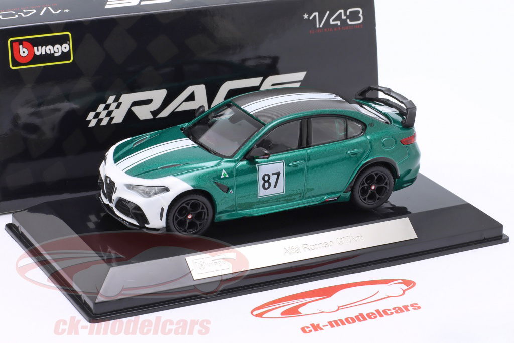 Bburago 1:43 Alfa Romeo Giulia GTAm #87 Hommage Nürburgring