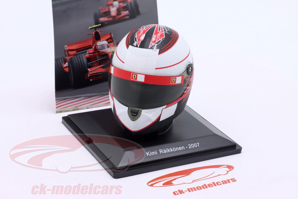 Spark 1:5 K. Raikkönen #6 Ferrari F2007 Formula 1 World Champion