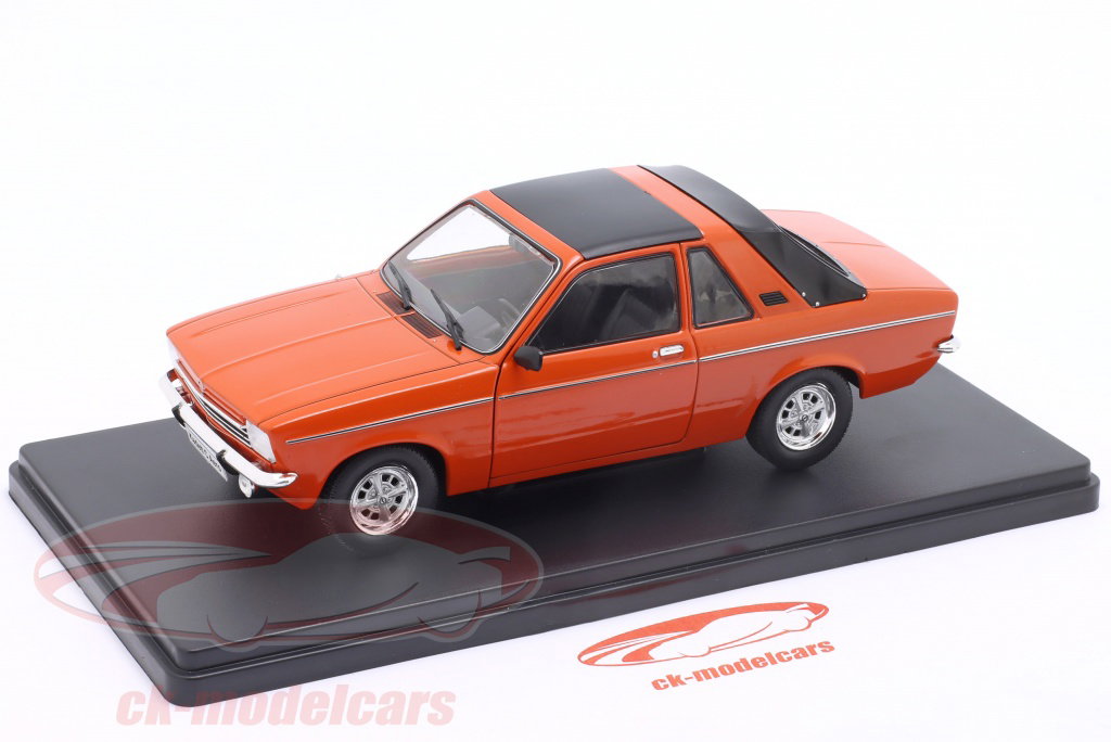 Hachette 1:24 Opel Kadett C Aero 建設年 1976 オレンジ / 黒