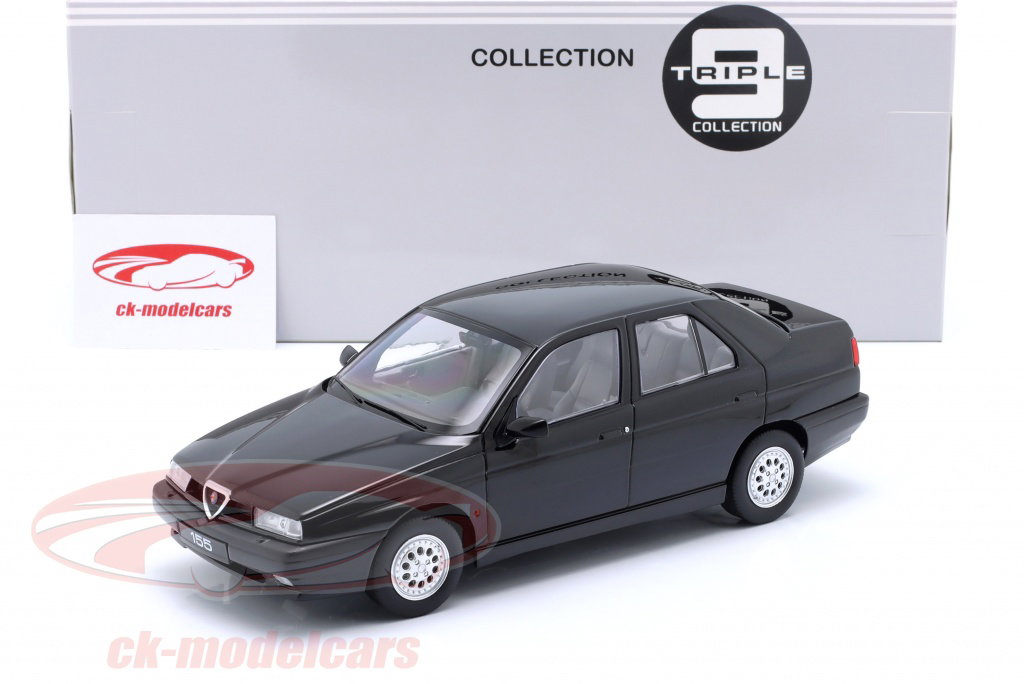 Triple9 1:18 Alfa Romeo 155 Anno di costruzione 1996 nero T9