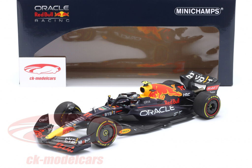 ミニチャンプス 1/18 レッドブルレーシング ルノー RB6 ミニチャンプス 1/18 レッドブル RB6 S.ベッテル ブラジルGP 優勝