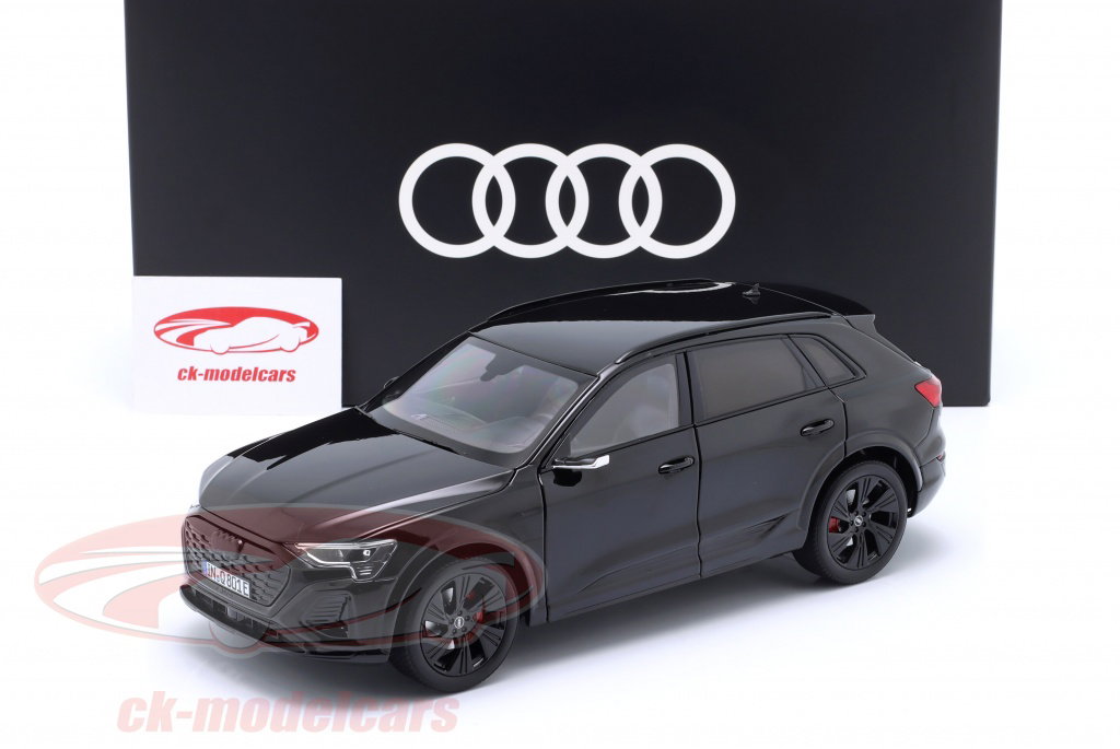 ノレブ NOREV 特注品 アウディ Audi e-tron 1/18 Norev 1:18 Audi Q8 e-tron 建設年 2023 神話黒 5012328651 モデル 車