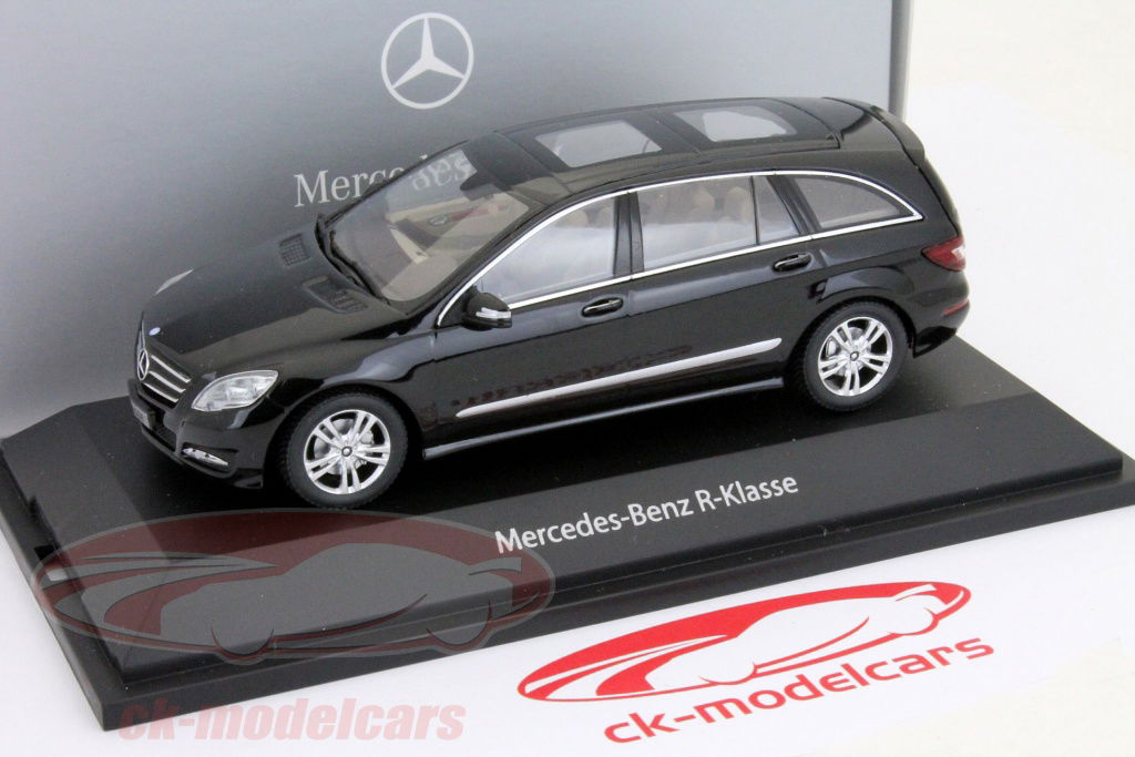 Mercedes-Benz Typ W116 ミニカー1/43黒 Minichamps 1:43 Mercedes-Benz 450SEL 6.9 (W116) satin black