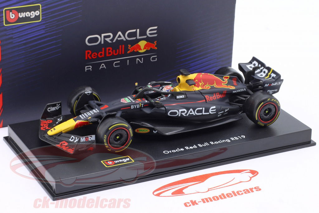 burago FORMULA RACING【RedBull】F1 Bburago 1:43 M. Verstappen Red Bull RB19 #1 Winner Las Vegas