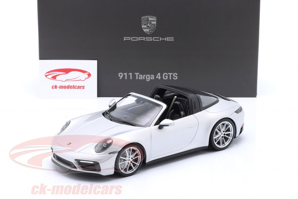 Porsche 911 GT 1/18 スケールモデル シルバー Porsche 911 (993) Carrera 4S 1994 Polar Silver 1:18 GT