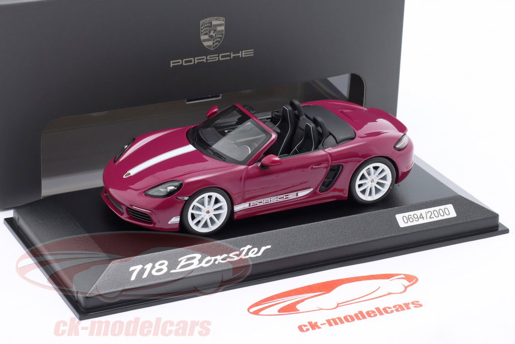 Minichamps 1:43 Porsche 718 (982) Boxster Style Edition star ruby