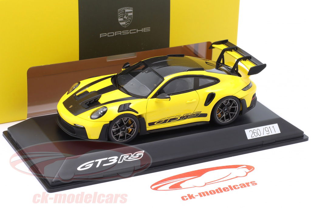 Spark 1:43 Porsche 911 (992) GT3 RS Weissach package 2023