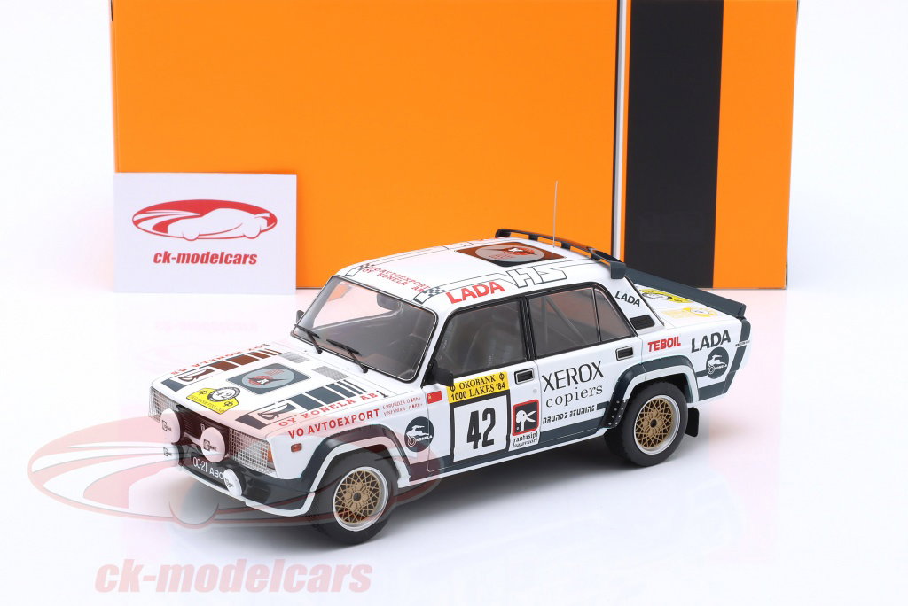 Ixo 1:18 Lada VAZ 2105 VFTS #42 Rallye 1000 Lakes 1984 Brundza