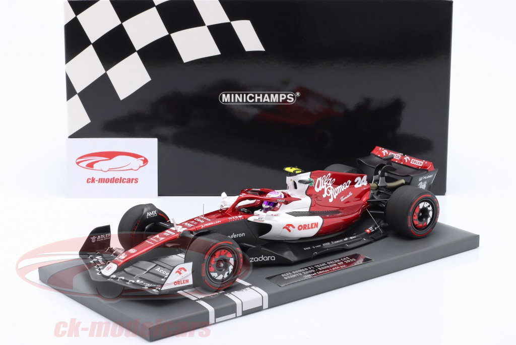 Minichamps 1:18 Zhou Guanyu Alfa Romeo C42 #24 10位 バーレーン GP