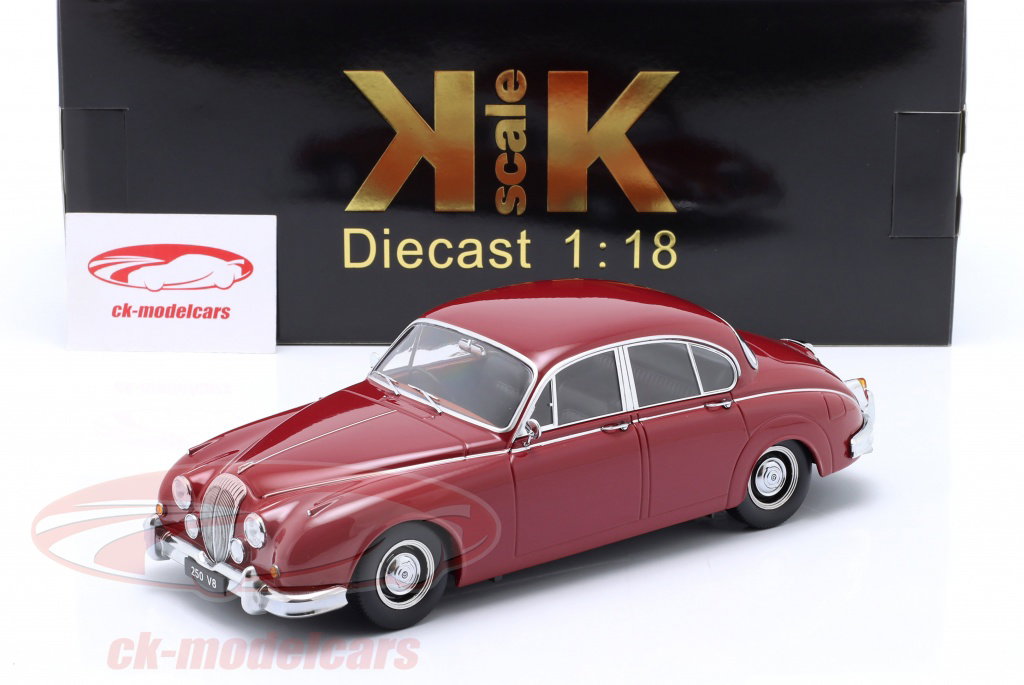 ミニカー Daimler V8-250 1:18 paragon Daimler V8-250 1:18 paragon 高価