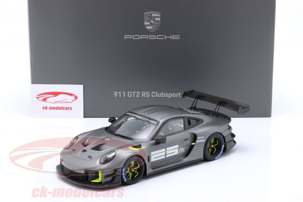 Spark 1:18 Porsche 911 (991 II) GT2 RS Clubsport 25