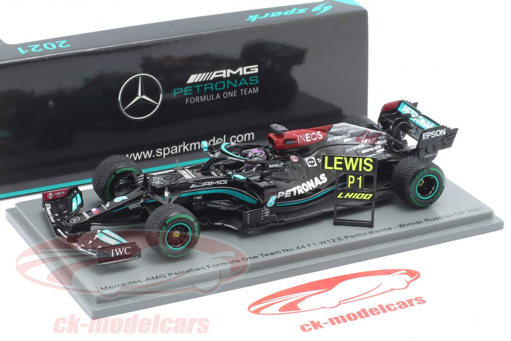 メルセデスAMG F1 W12 1/43 スケール 1/43 BBurago 2021 Mercedes-AMG F1 W12 E Performance Valtteri